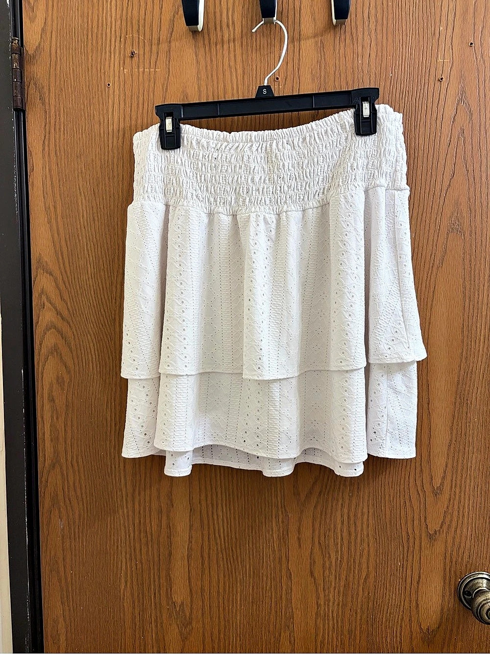 EST. 1946 Eyelet Mini Skirt in White Size Large Like New